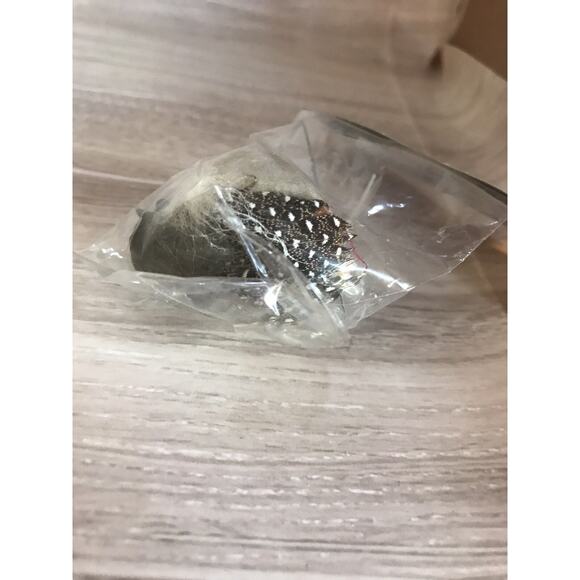 Set Of 15 Chickadee (3 types of feathers) Artificial Birds For Crafting/Decor. - Picture 4 of 6